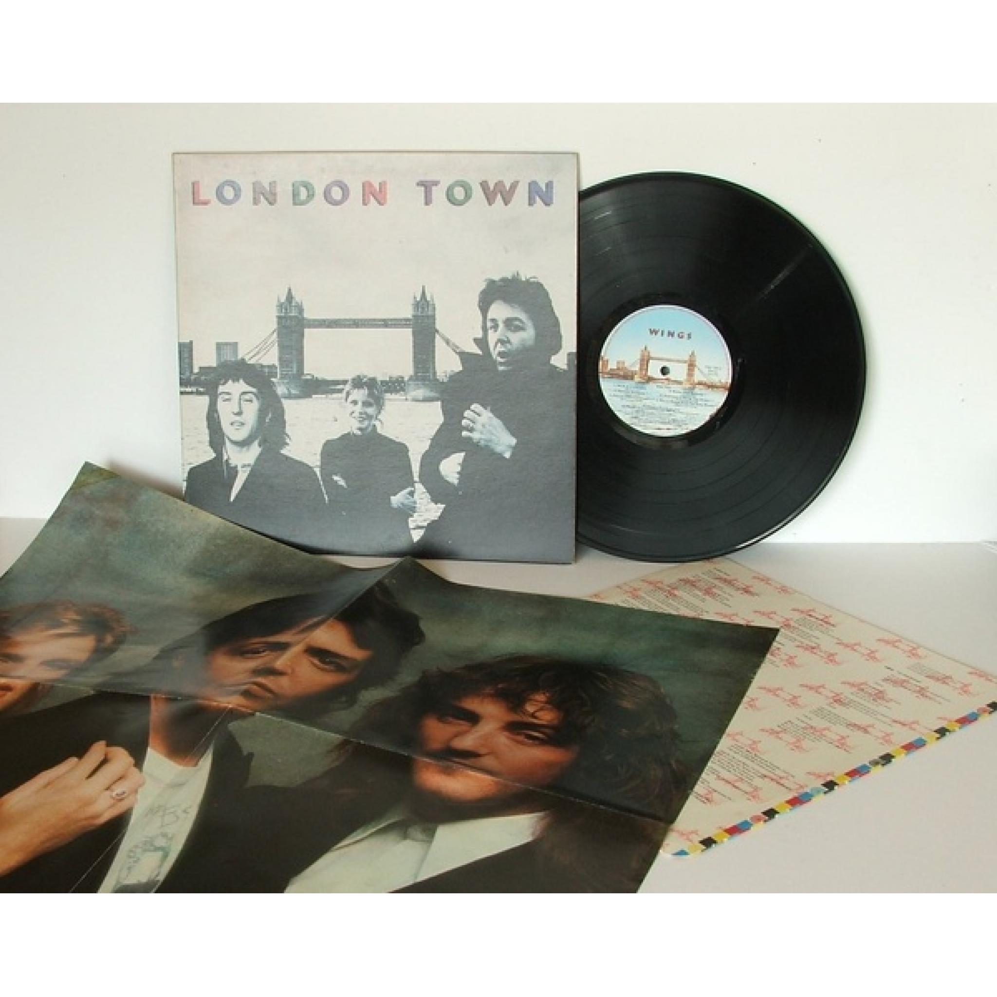 PAUL McCartney and WINGS, London Town PAS10012. With giant double sided ...