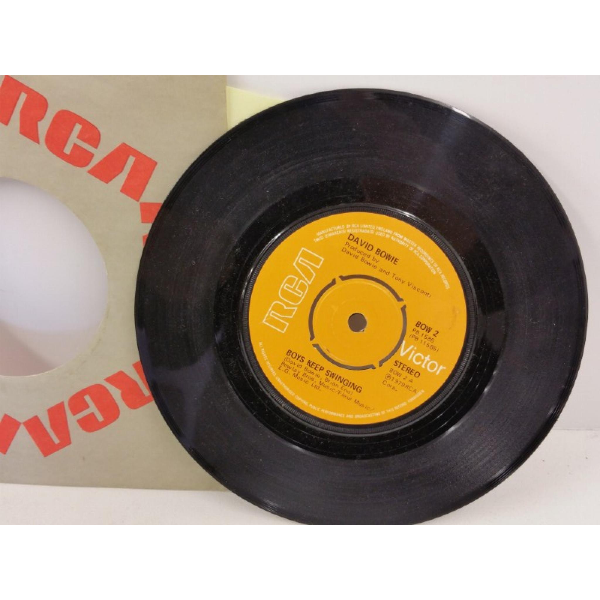 DAVID BOWIE boys keep swinging, 7 inch single, BOW 2