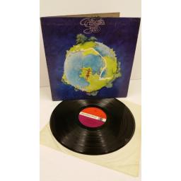 YES fragile, gatefold, centre attached booklet, 2401 019
