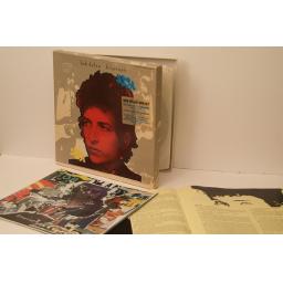 BOB DYLAN, The ultimate Bob Dylan. 5 ALBUM BOX SET WITH 2 BOOKLETS. Top copy....