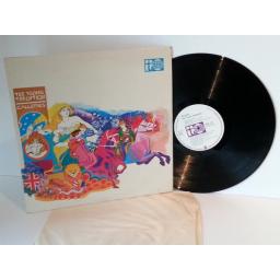 The Young Tradition GALLERIES. First UK pressing on Transatlantic label, 1968 stereo
