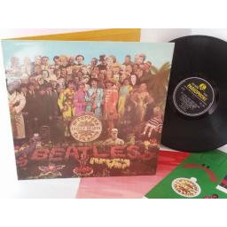 THE BEATLES sgt peppers lonely hearts club band, with pink & white inner & cut outs. MONO