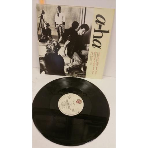 A-HA hunting high and low, 12 inch single, W6663T