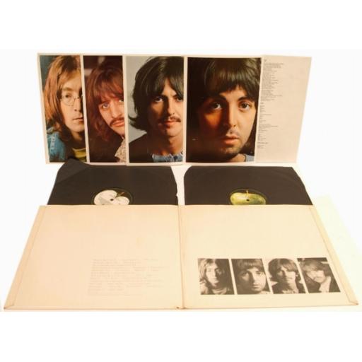 THE BEATLES white album. PMC 7067 MONO. Complete with poster and four photos.  number 0518086