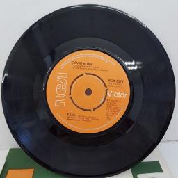DAVID BOWIE - Fame, B side - Right, 7"single, 4 prong centre. RCA 2579, orange label with black/white font