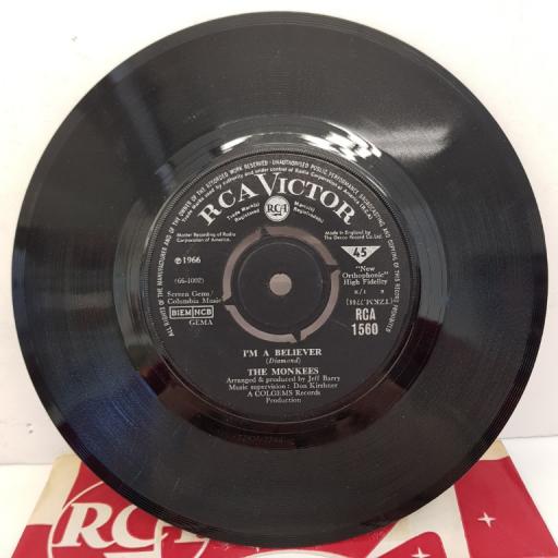 THE MONKEES - I'm A Believer, B side - (I'm Not Your) Steppin' Stone, 7"single, RCA 1560, black label with silver font