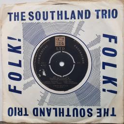 THE SOUTHLAND TRIO Jamaica farewell, The hunter, Where could i go, Sinner man, The hammer song, Swing low sweet charmot, 7" vinyl single. CRL1001
