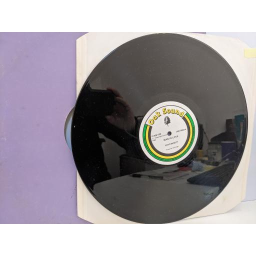 JOHNNY OSBOURNE / ECHO MINOTT Yo yo / Man in love, 12" vinyl SINGLE. OSD006