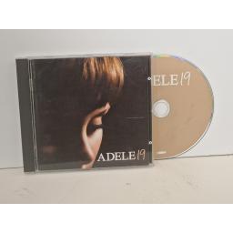 ADELE 19 compact-disc. 634904031329
