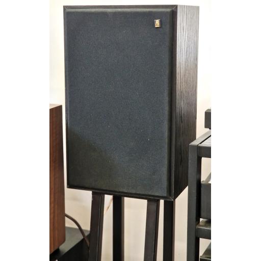 ACOUSTIC RESEARCH  AR18BX SPEAKERS