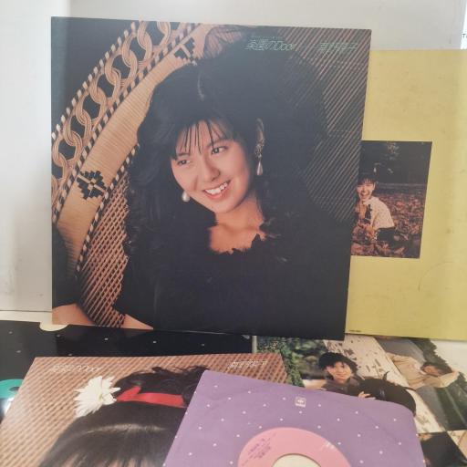 南野陽子 楽園のDoor 10SH 1864 7” SINGLE